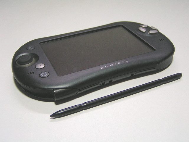 Tapwave Zodiac 2（128 MB 高階版）+ 觸控筆